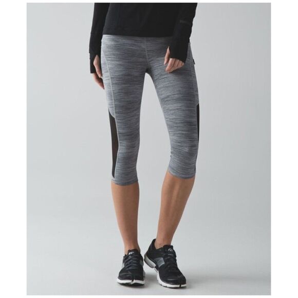 Lululemon Sun Runner Crop - Picture 1 of 4